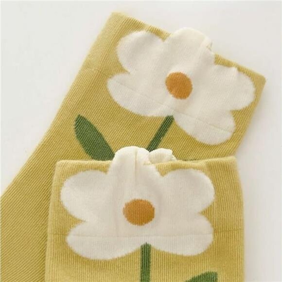 4/5 pairs Women Cute Floral Patterned Casual Cotton Crew Socks Novelty Colorful - Picture 6 of 8